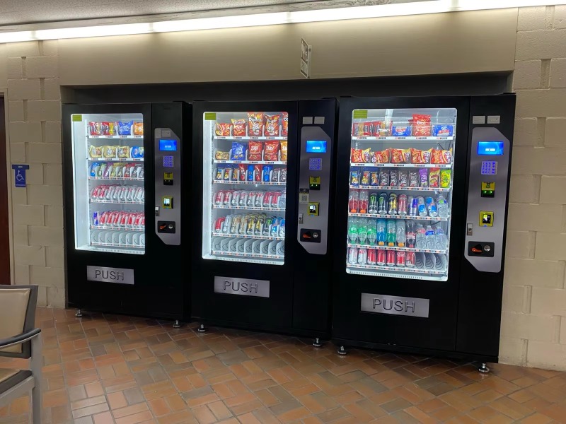 高品質カスタマイズ大型食品・飲料自動販売機、スナック、ドリン - Quality Food Snacks のレビューと価格